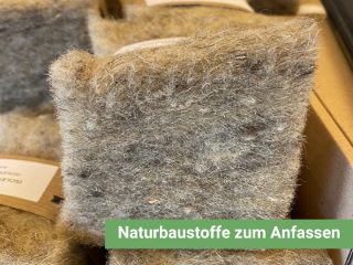 Branchentag-2023-Naturbaustoffe-zum-Anfassen-400auf300-c-OekoPlus