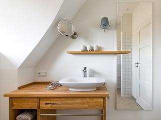 Hygienische Frische im Bad der Künstlerkate Hygienische Frische im Bad der Künstlerkate