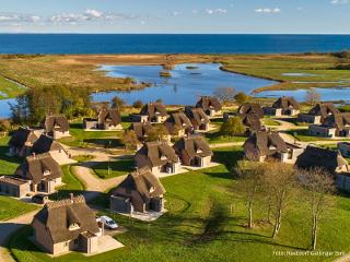 Reetdorf Geltinger Birk liegt direkt an der Ostsee Reetdorf Geltinger Birk liegt direkt an der Ostsee