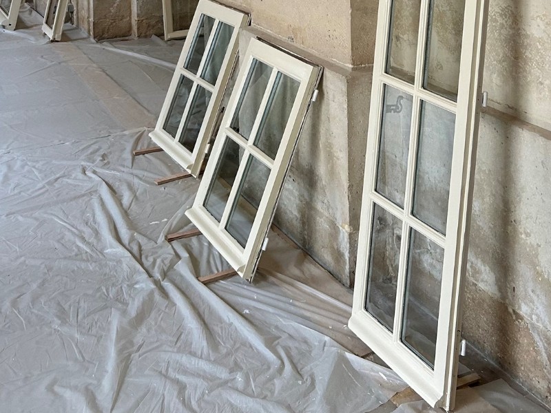 Auch die Fenster im Schloss Versailles werden mit Standölfarben von Beeck gestrichen
