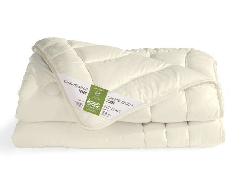 Bettdecke "LUXOR" aus feinem Kamelflaumhaar von dormiente